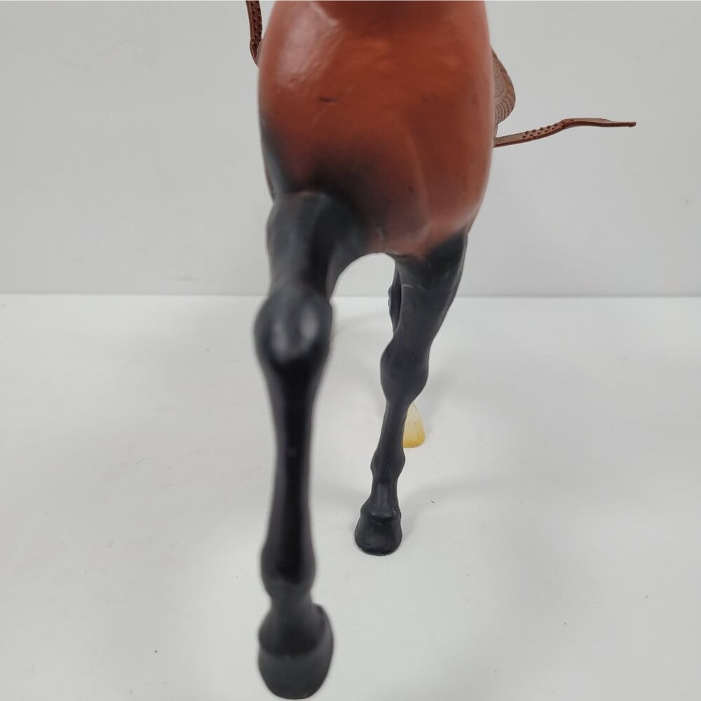 Blue Ribbon Ranch Collectible Brown Horse with Accessories - Picture 10 of 12